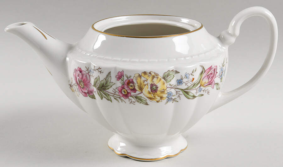 EMB42 Teapot No Lid by Embassy (American)-1