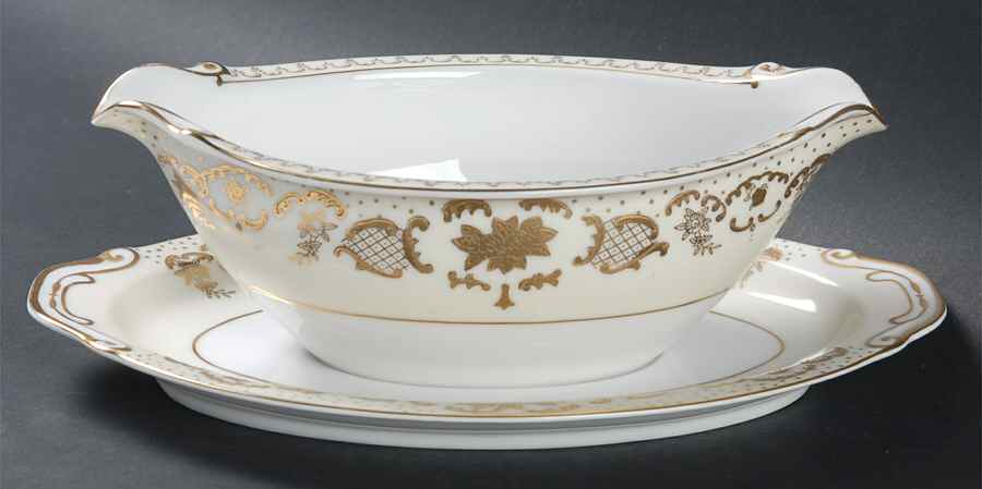 Anniversary Gravy Boat with Attached Underplate by Empress (Japan)-1