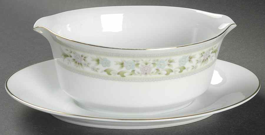 Arcadia Gravy Boat with Attached Underplate by Empress (Japan)-1