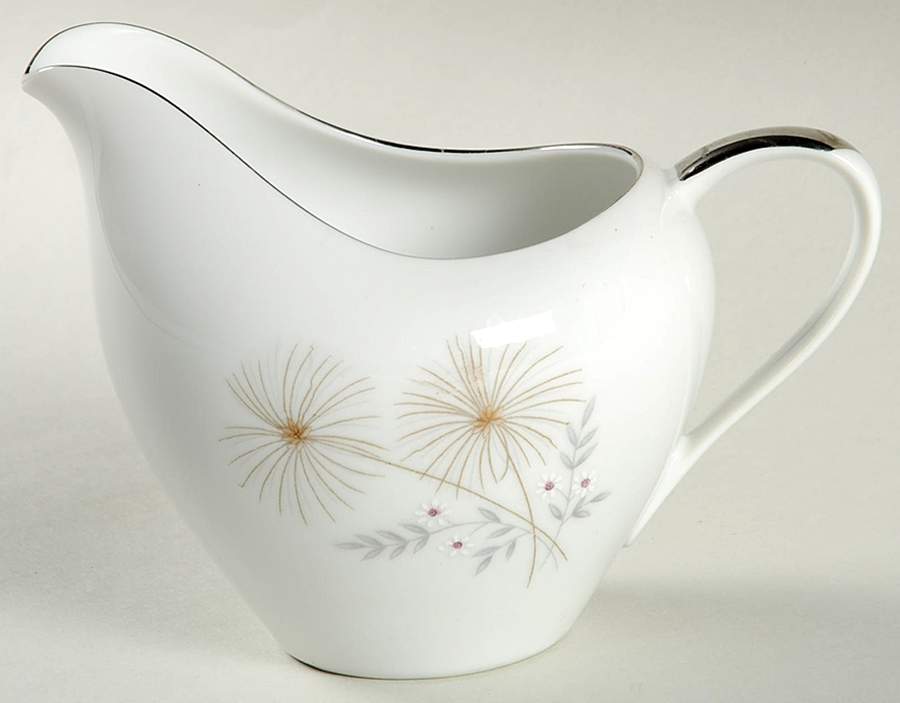 Beaux Arts Creamer by Empress (Japan)-1