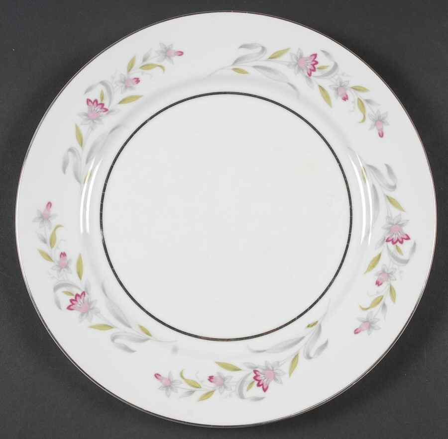 Bella Flora Dinner Plate by Empress (Japan)-1