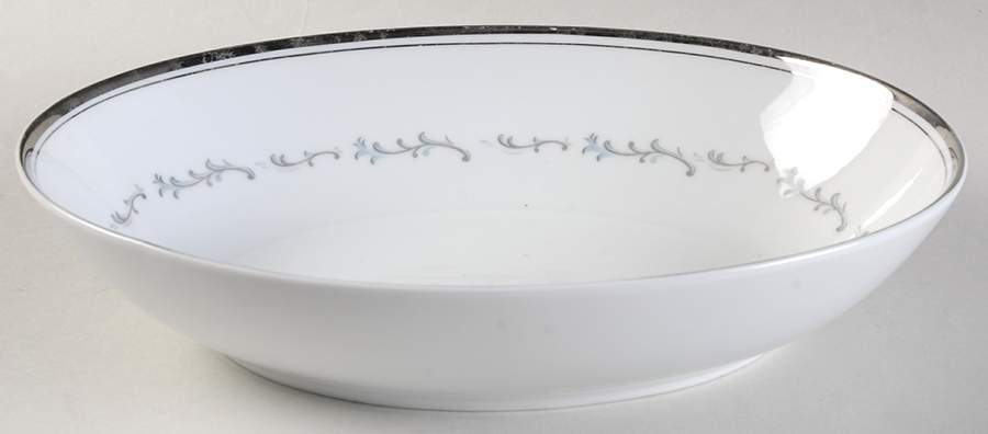 Celebrity Celebration 10" Oval Vegetable Bowl by Empress (Japan)-1