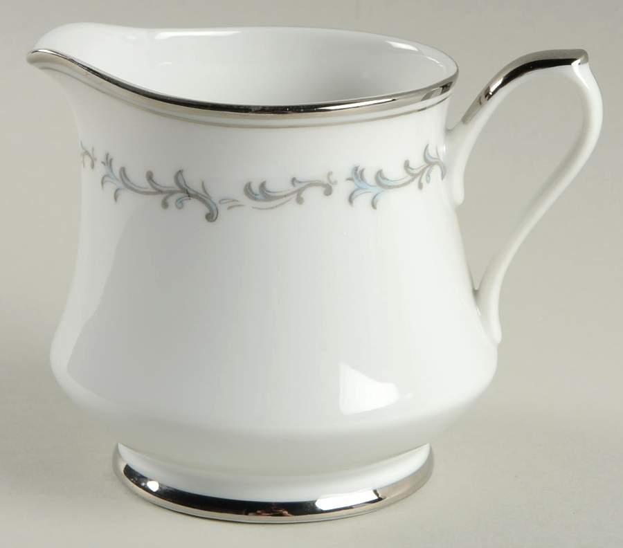 Celebrity Celebration Creamer by Empress (Japan)-1