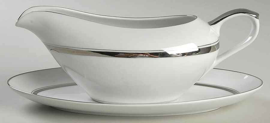 Crown Platinum Gravy Boat & Underplate/Relish by Empress (Japan)-1