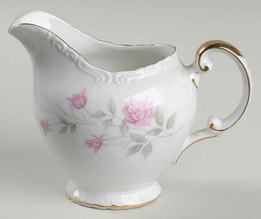 Dresdina Creamer by Empress (Japan)-1