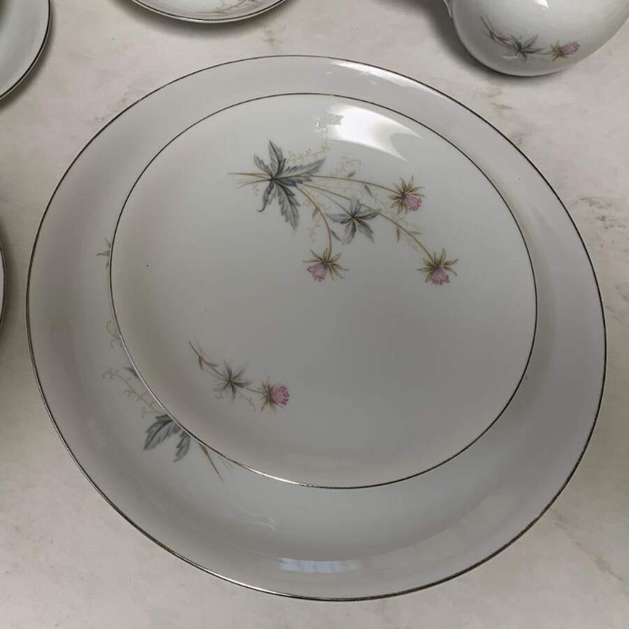 Duet Dinner Plate by Empress (Japan)-1