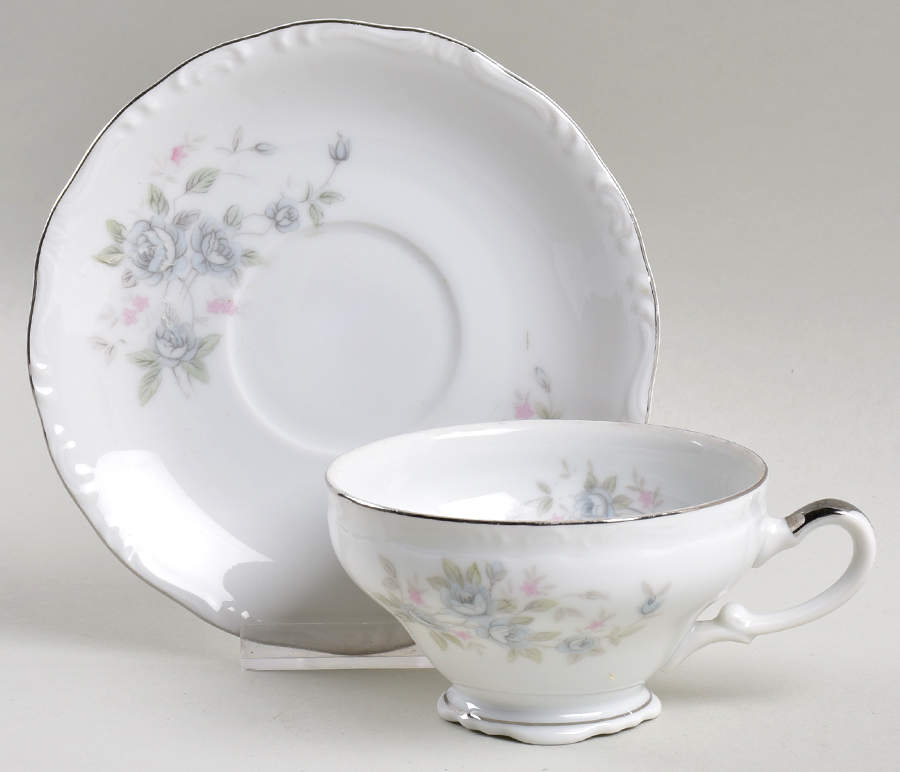 El Patio Footed Cup & Saucer Set by Empress (Japan)-1
