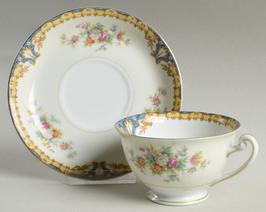 EMP2 Footed Cup & Saucer Set by Empress (Japan)-1