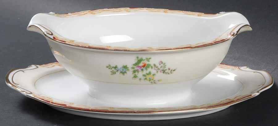 EMP9 Gravy Boat with Attached Underplate by Empress (Japan)-1