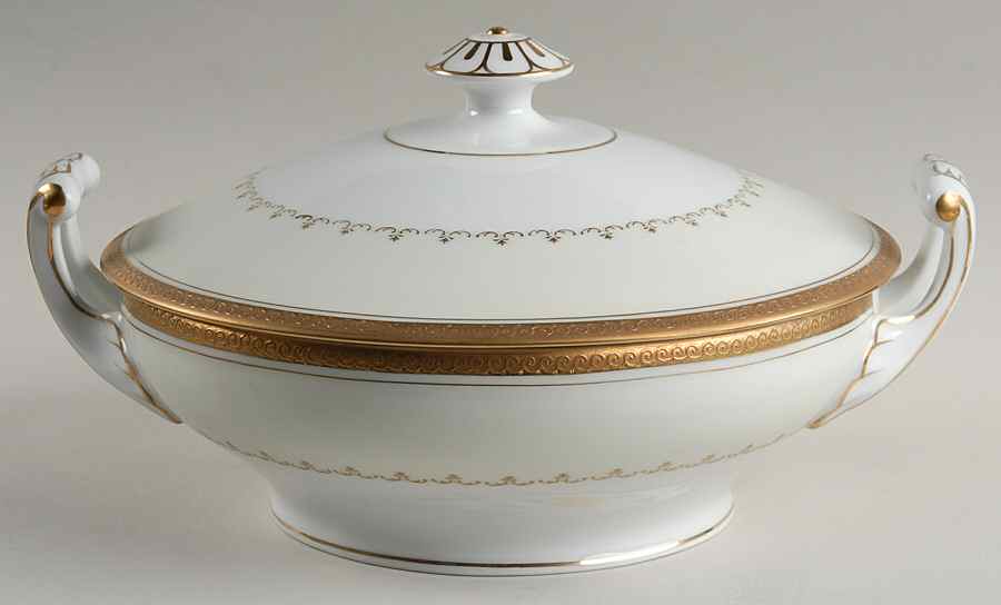 First Lady Round Covered Vegetable by Empress (Japan)-1