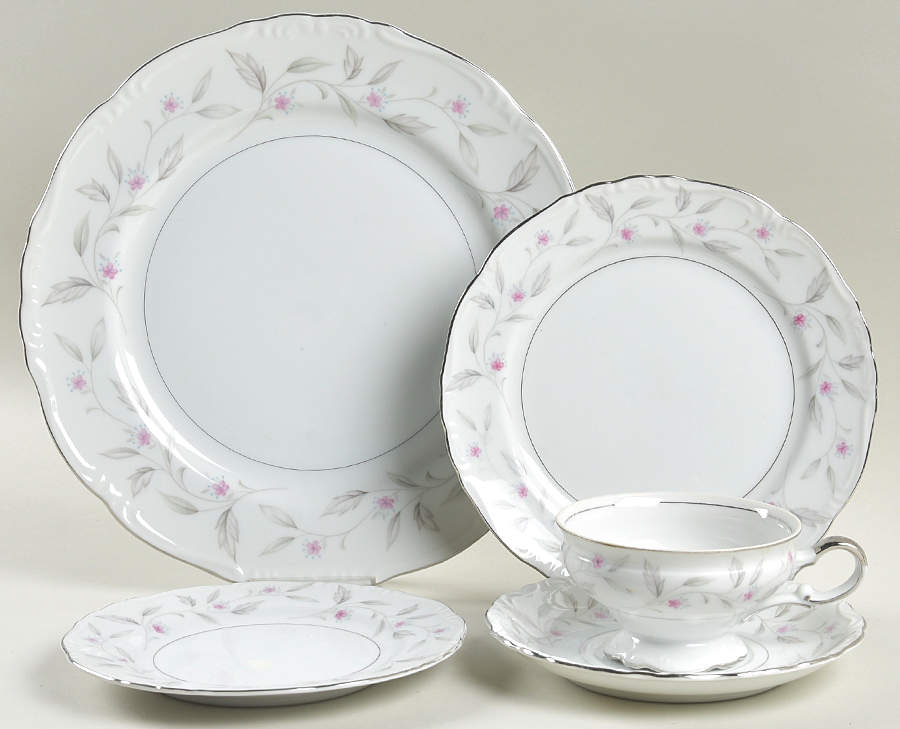 Garland 5 Piece Place Setting by Empress (Japan)-1