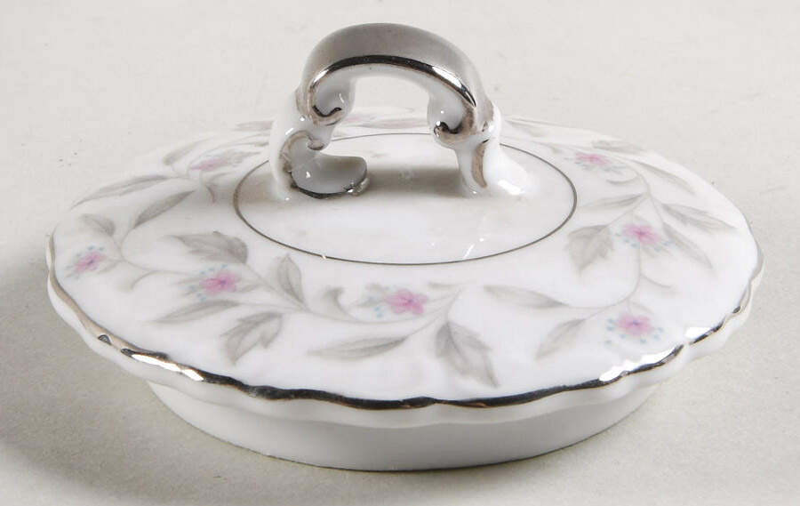Garland Lid for Sugar Bowl by Empress (Japan)-1