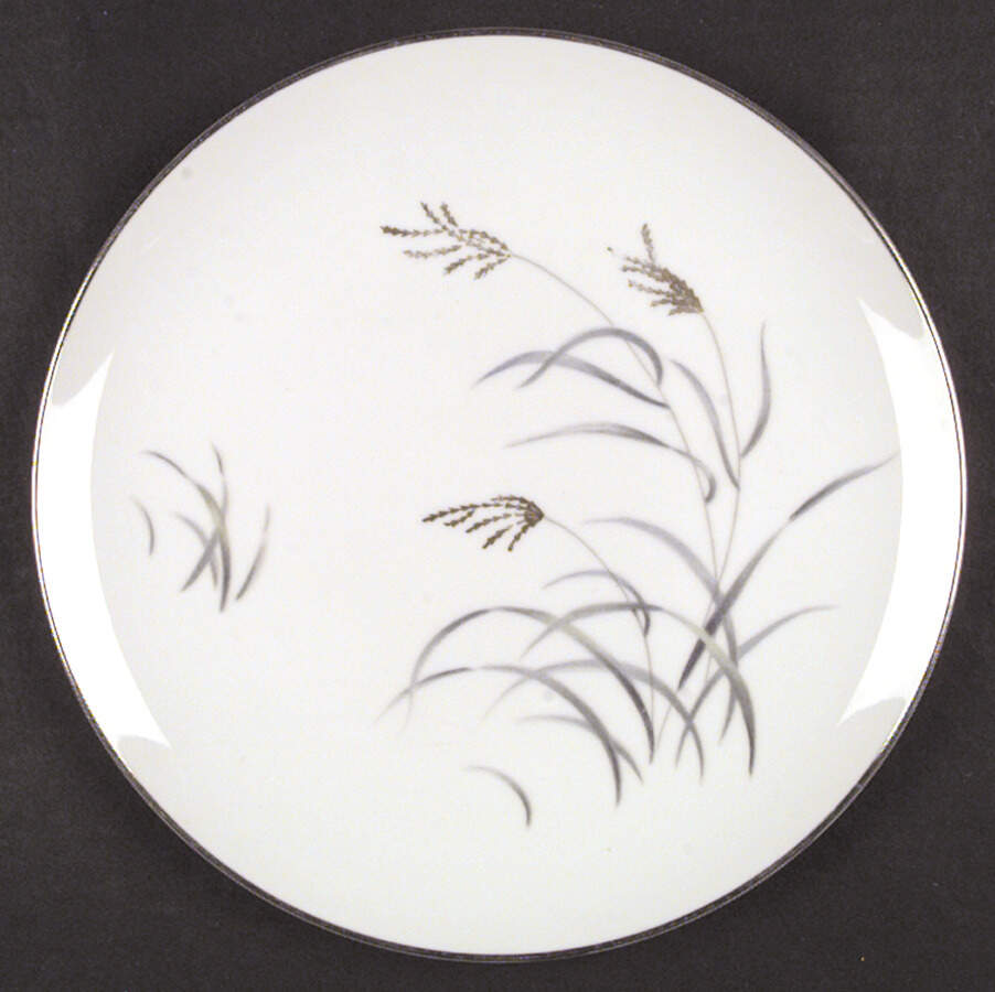 Golden Breeze Dinner Plate by Empress (Japan)-1