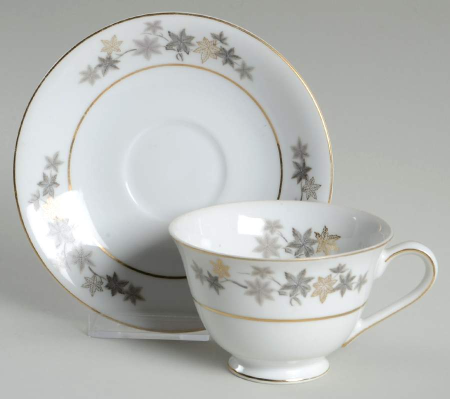 Golden Silhouette Footed Cup & Saucer Set by Empress (Japan)-1
