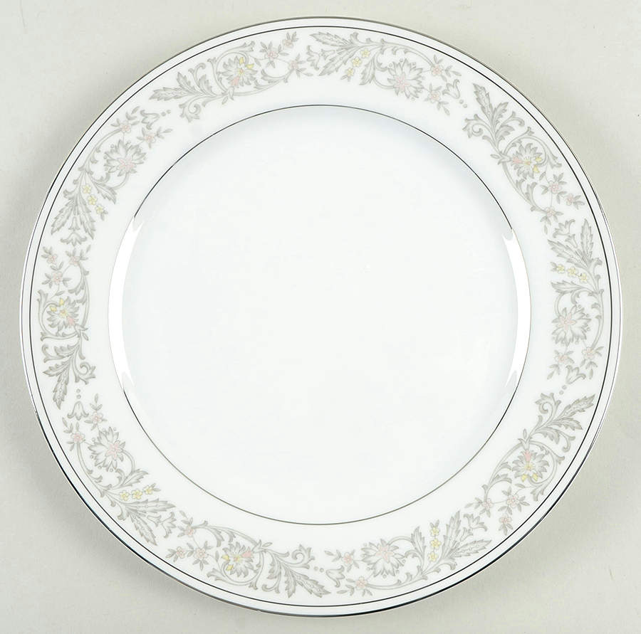 Majestic Dinner Plate by Empress (Japan)-1