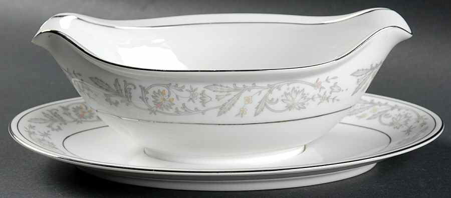 Majestic Gravy Boat with Attached Underplate by Empress (Japan)-1
