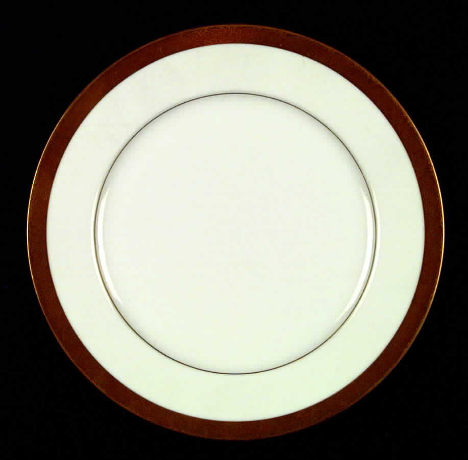 Parliament Dinner Plate by Empress (Japan)-1