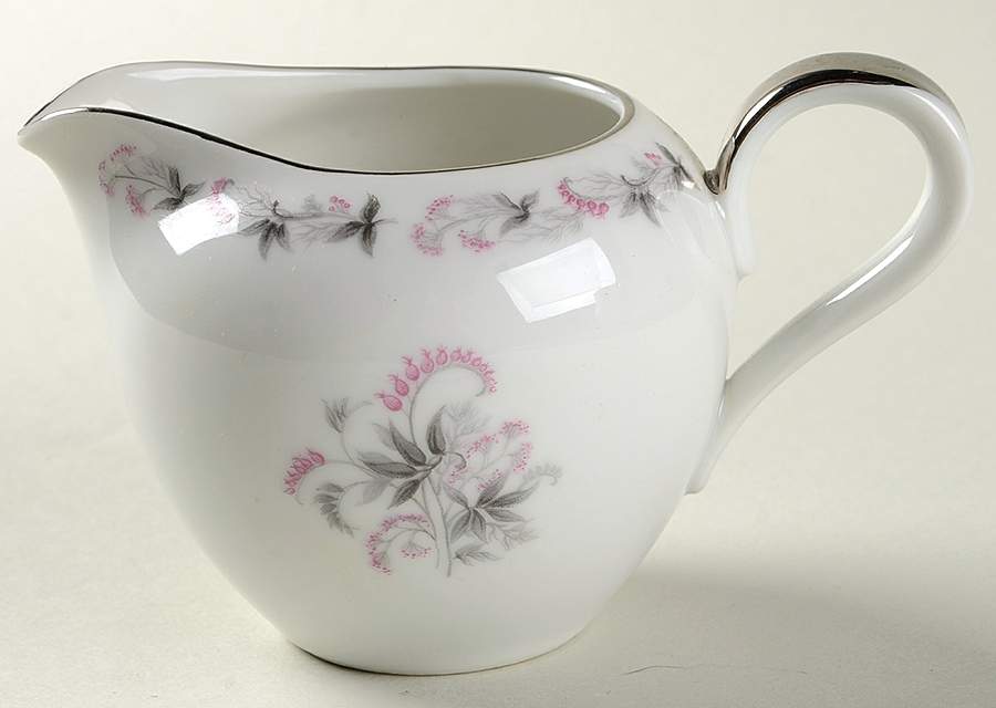 Pink Valley Creamer by Empress (Japan)-1
