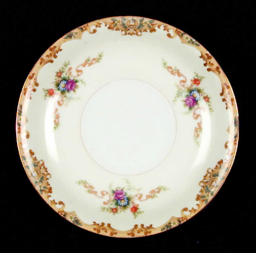 Rosaria Saucer by Empress (Japan)-1