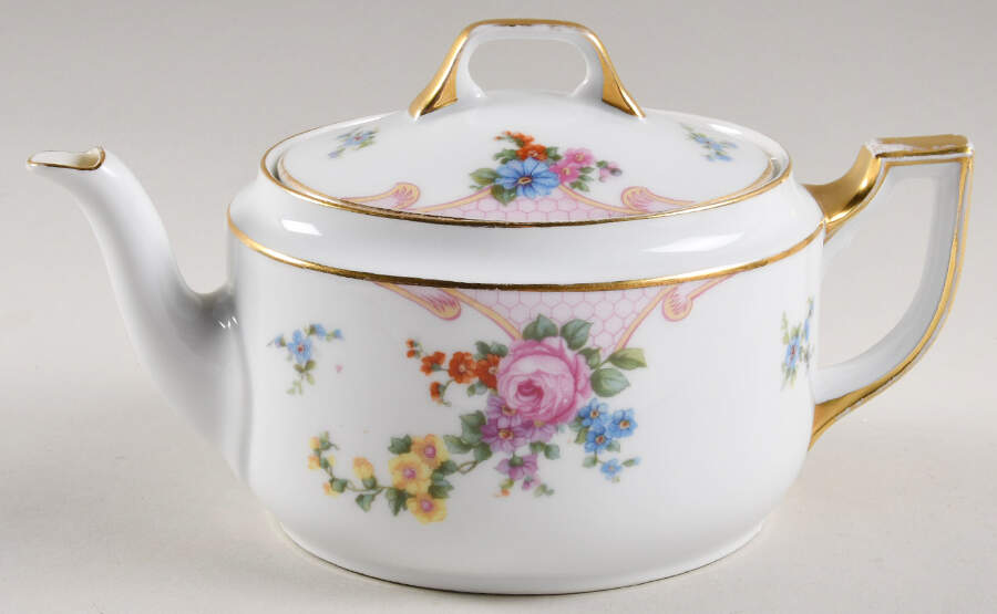 Bridal Rose (Cream Background) Teapot & Lid by Epiag-1