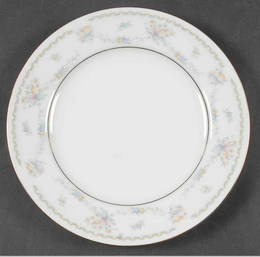 Emily Salad Plate by Epoch-1