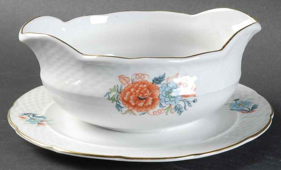 Imari Gravy Boat with Attached Underplate by Europa-1