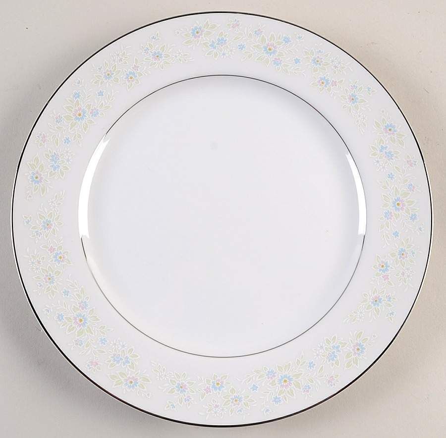 Elegance Dinner Plate by Executive House-1