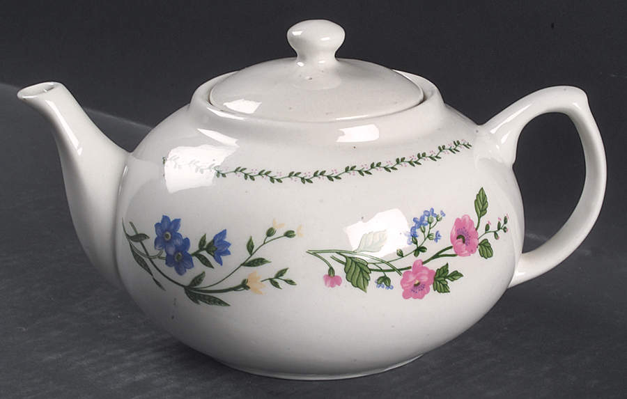 English Garden Teapot & Lid by Excel-1
