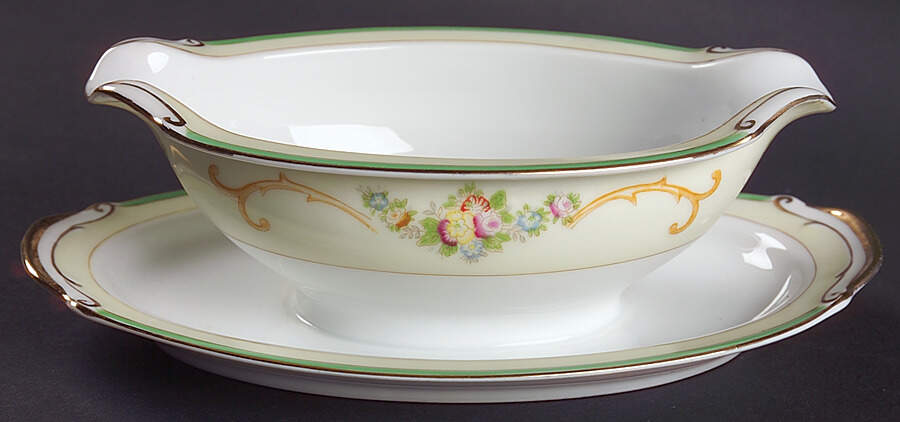 EMP35 Gravy Boat with Attached Underplate by Empress (Japan)-1