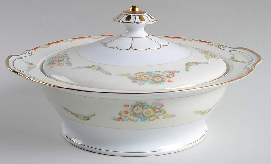 EMP39 Round Covered Vegetable by Empress (Japan)-1