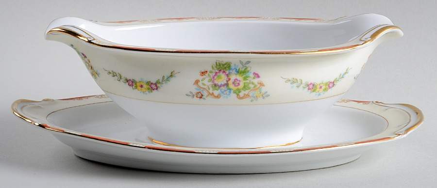 EMP39 Gravy Boat with Attached Underplate by Empress (Japan)-1
