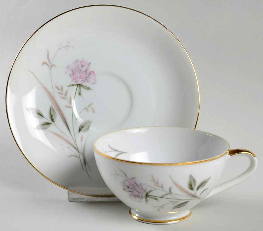 Rosette Footed Cup & Saucer Set by Empress (Japan)-1
