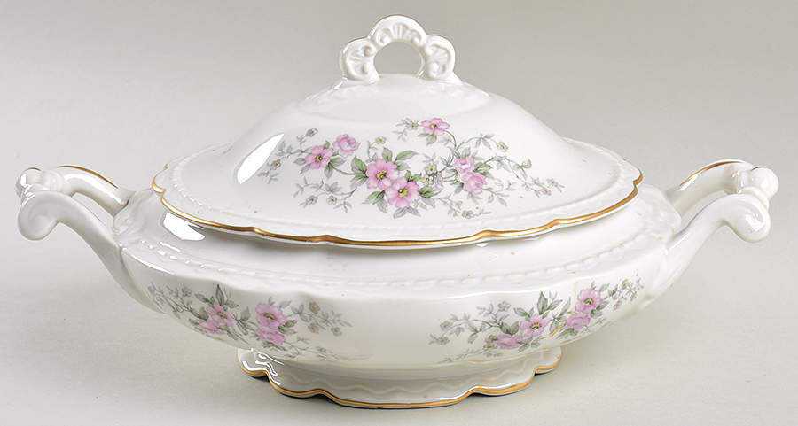 EMB54 Oval Covered Vegetable by Embassy (American)-1
