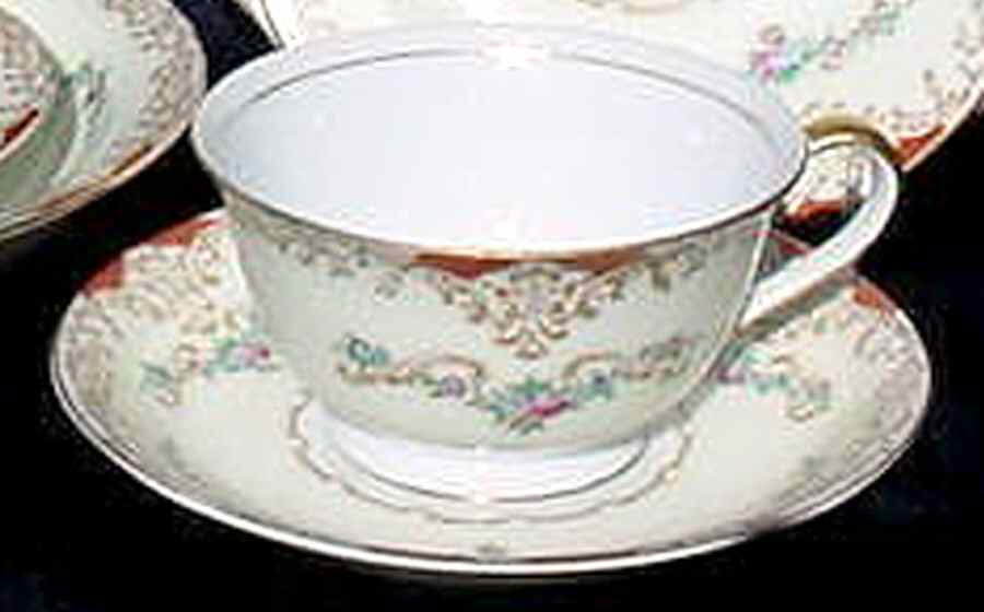 EMP65 Footed Cup & Saucer Set by Empress (Japan)-1