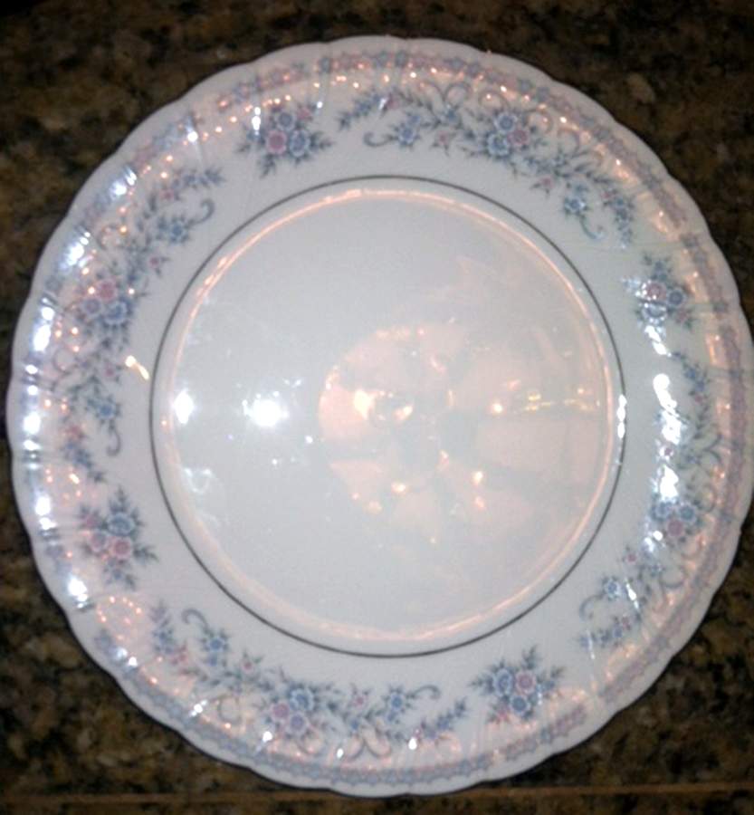 Gabriele Dinner Plate by Exclusively Ours-1