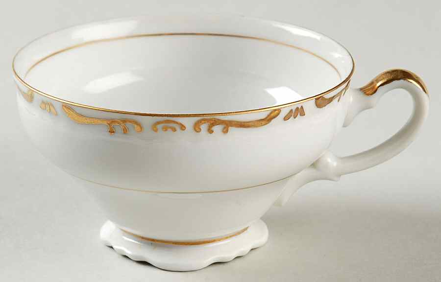 Regent Gold Footed Cup by Empress (Japan)-1
