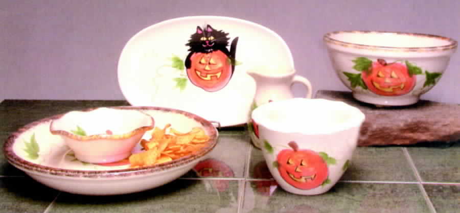 Halloween (2 Piece) Chip & Dip Set by Emerson Creek Pottery-1