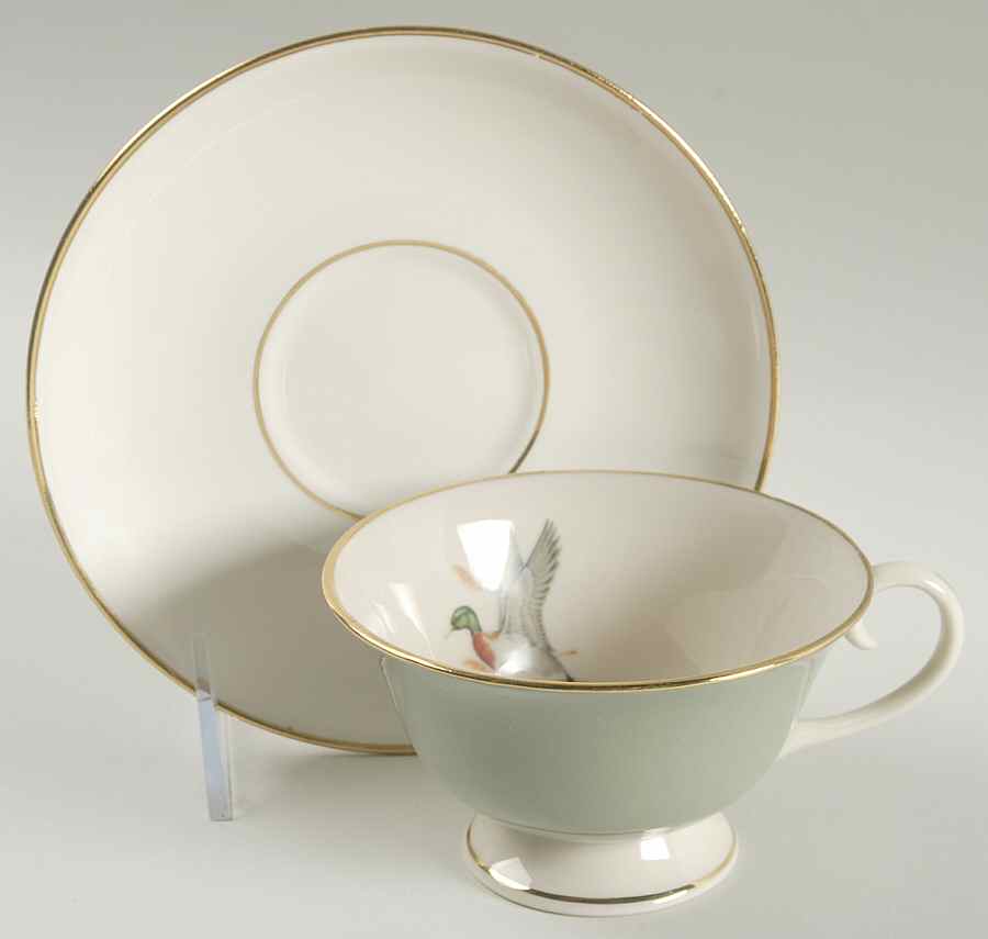 ELH4 Footed Cup & Saucer Set by Eliot-1