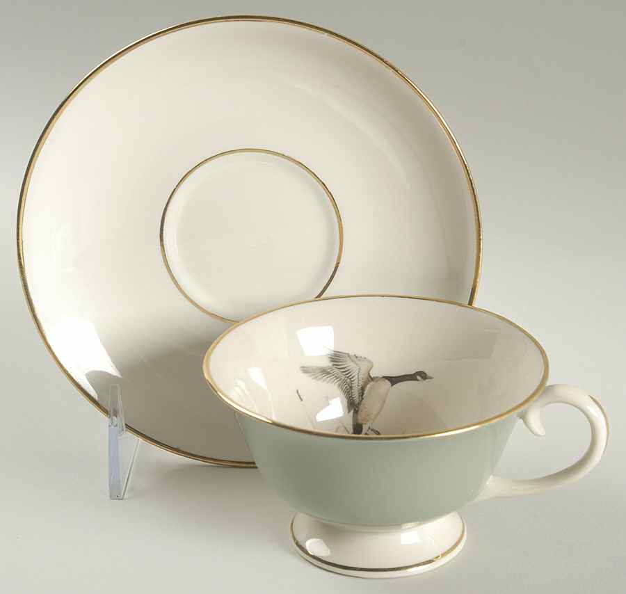 ELH4 Footed Cup & Saucer Set by Eliot-1
