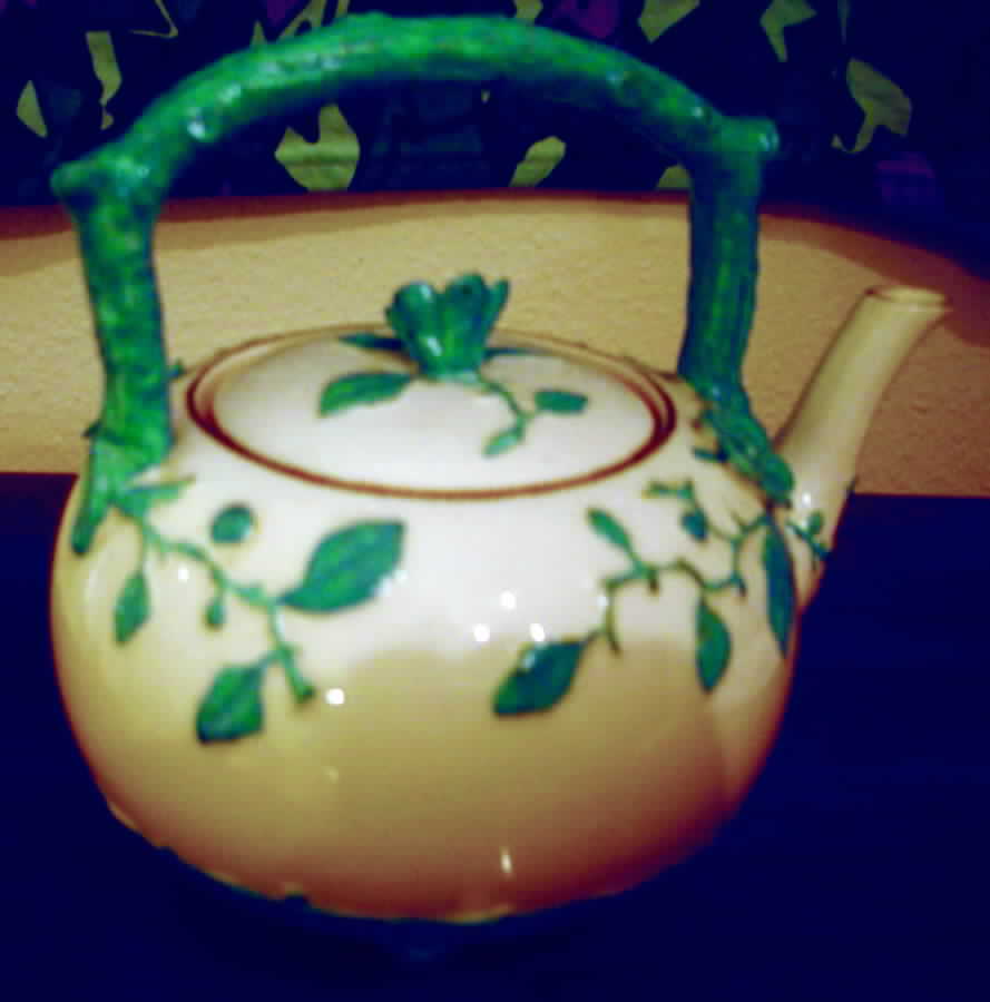 EBD2 Teapot & Lid by Edwin J D Bodley (EJDB)-1