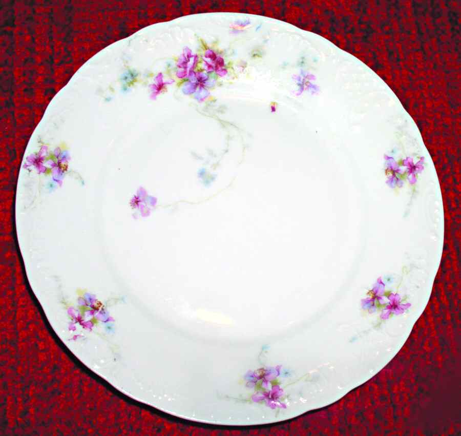 ELO14 Dinner Plate by Elbogen-1