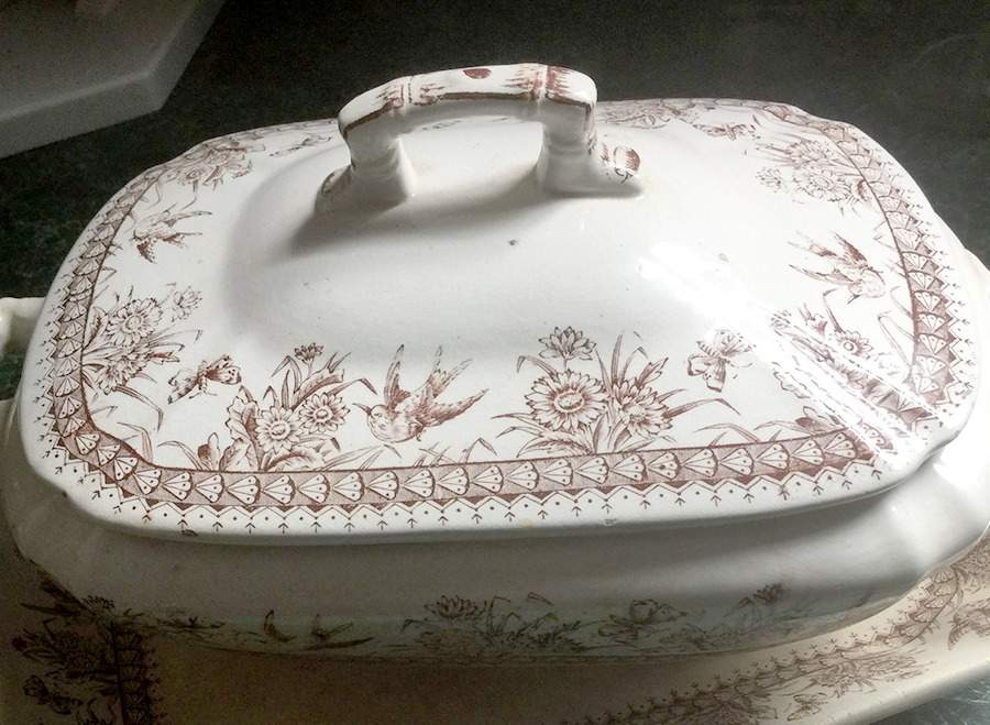 May flower Brown 14" Oval Serving Platter by Stonier, Hollinshead & Oliver-1
