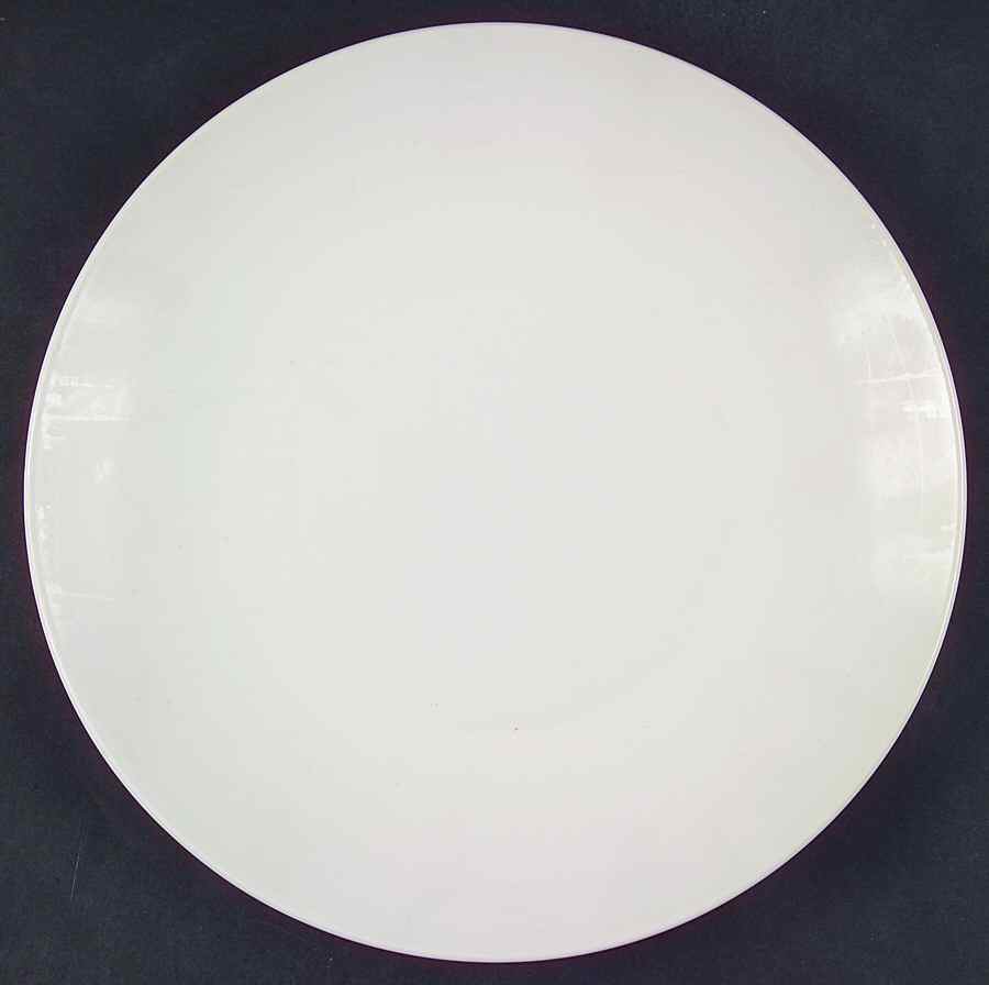 Trilogy White Dinner Plate by Essence-1