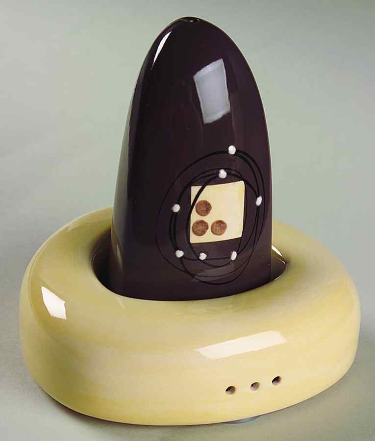 Jetson Salt & Pepper Set by Essence-1