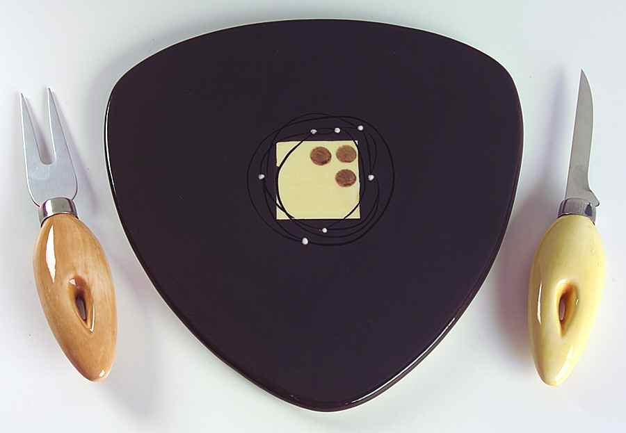 Jetson (3 Piece) Cheese Set (Tray, Knife & Pick) by Essence-1