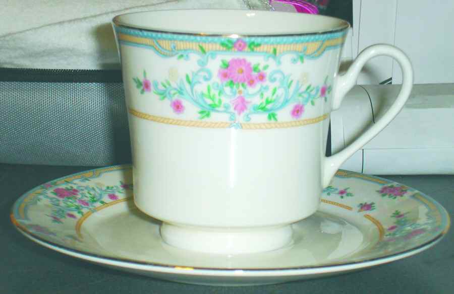 EAH1 Footed Cup & Saucer Set by Easthampton-1