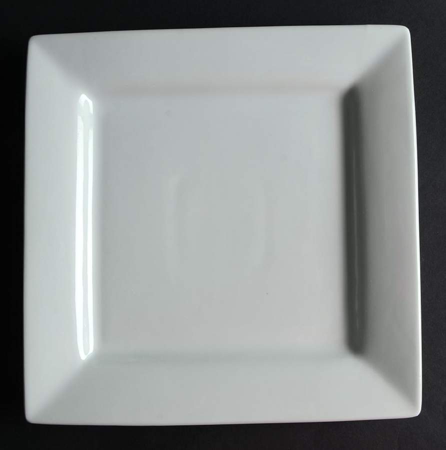 Luminite Dinner Plate by Essence-1