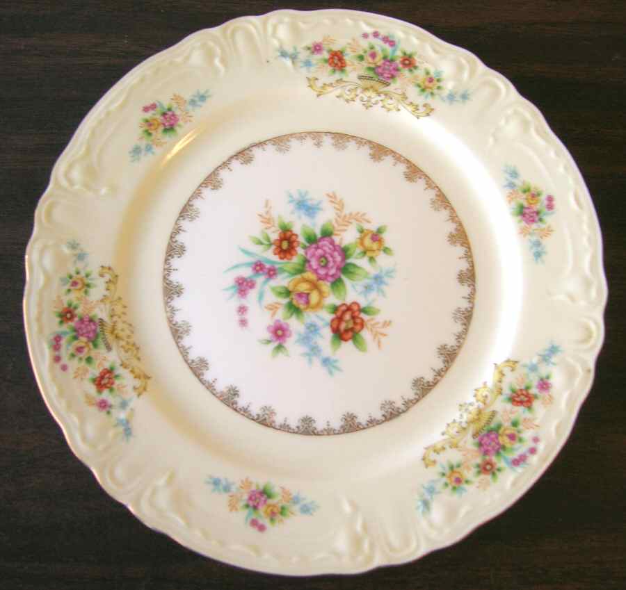 EMJ28 Dinner Plate by Embassy (Japan)-1