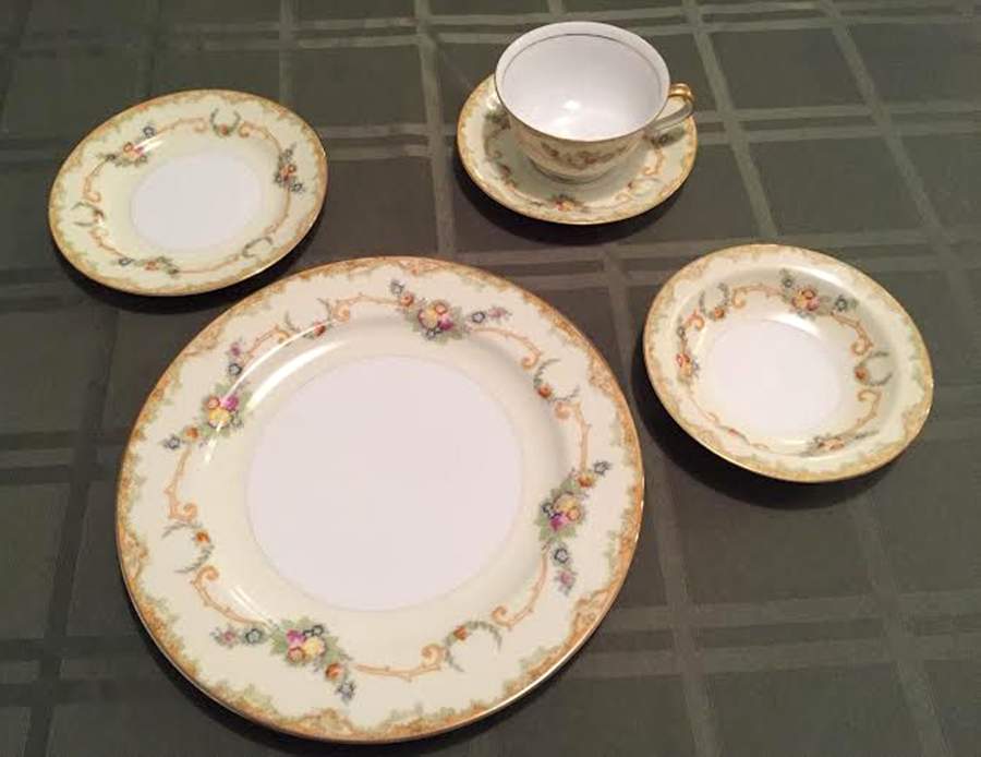 EMP132 Salad Plate by Empress (Japan)-1