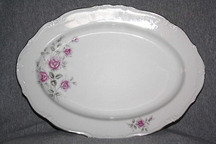 Briar Rose 14" Oval Serving Platter by Empress (Japan)-1